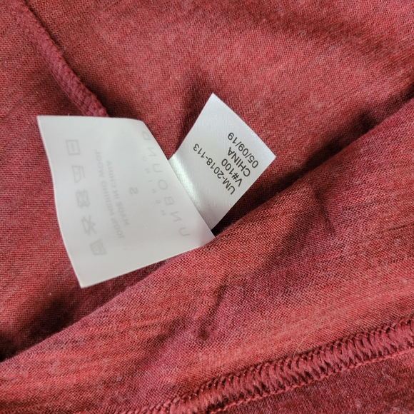 Unbound Merino Shirt Short Sleeve Men's Small 100% Merino Wool Baselayer Red - Picture 4 of 8
